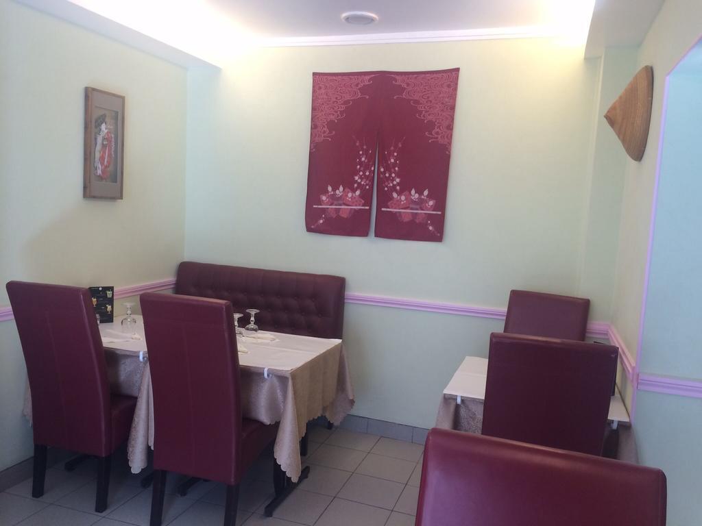 Hotel Restaurant Tokyo Trouville-sur-Mer Exterior foto