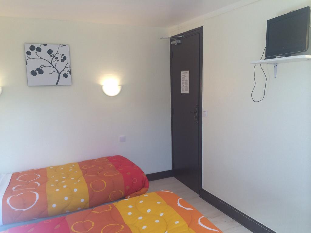 Hotel Restaurant Tokyo Trouville-sur-Mer Quarto foto
